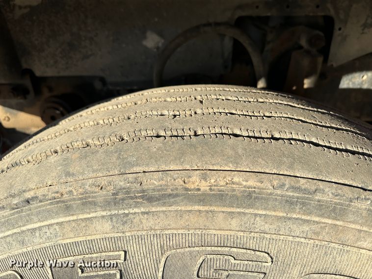 image for item JD9682 1998 Mack RD688S dump truck