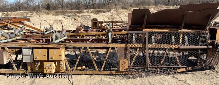 image for item JD9741 Kolberg  mast stacker conveyor