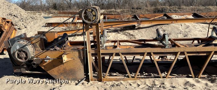 image for item JD9741 Kolberg  mast stacker conveyor