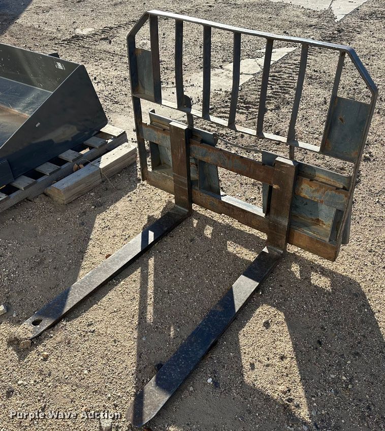 image for item JD9765 42"L skid steer forks