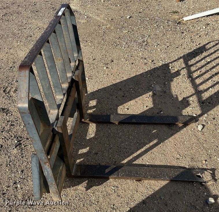 image for item JD9765 42"L skid steer forks