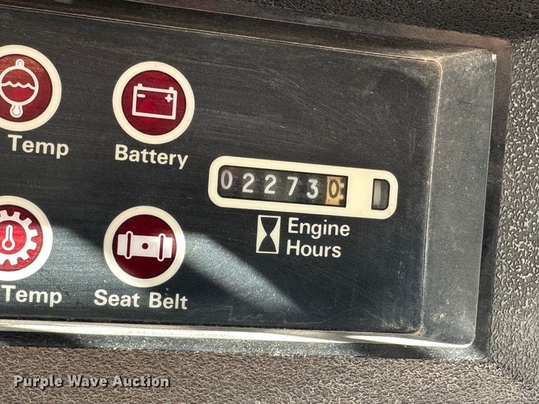 image for item JD9766 2000 Case 1845C  skid steer loader