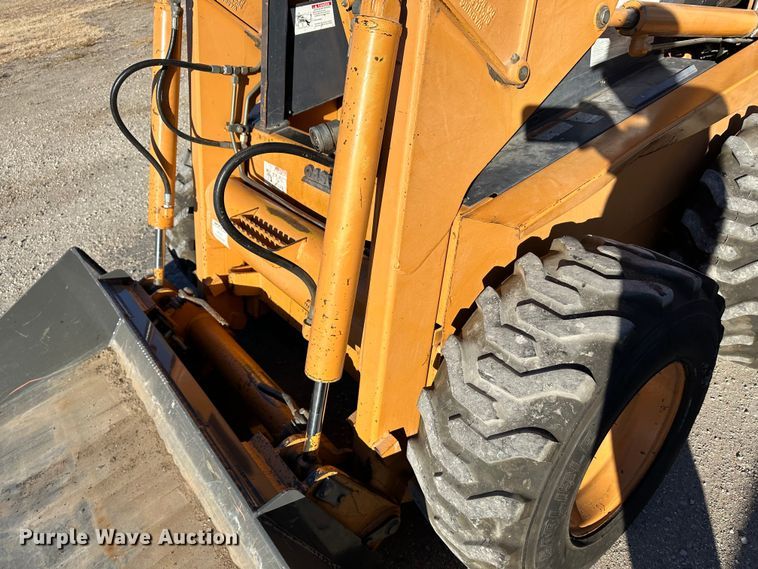 image for item JD9766 2000 Case 1845C  skid steer loader