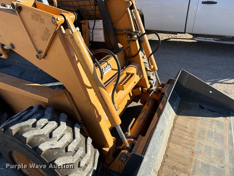 image for item JD9766 2000 Case 1845C  skid steer loader