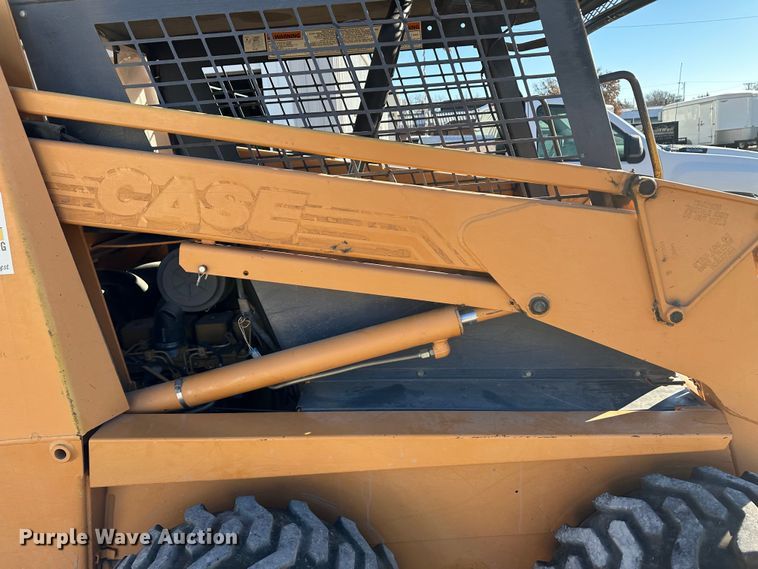 image for item JD9766 2000 Case 1845C  skid steer loader