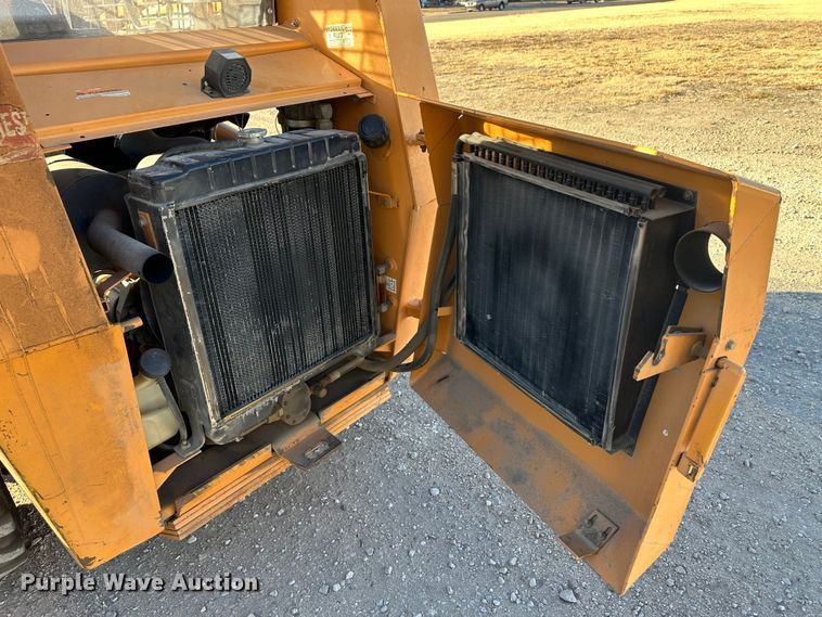 image for item JD9766 2000 Case 1845C  skid steer loader