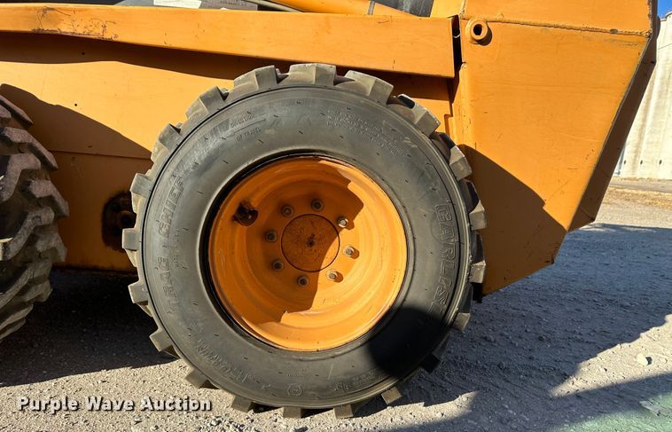 image for item JD9766 2000 Case 1845C  skid steer loader