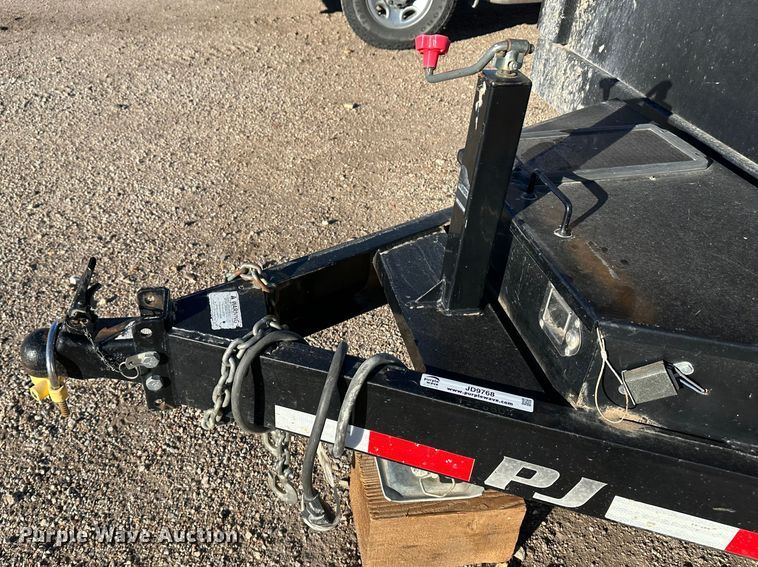 image for item JD9768 2015 PJ D9162  dump trailer
