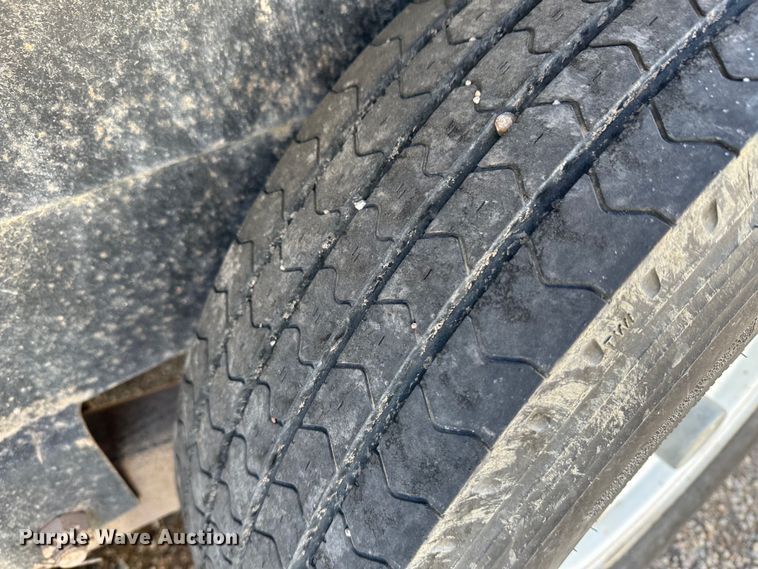 image for item JD9768 2015 PJ D9162  dump trailer