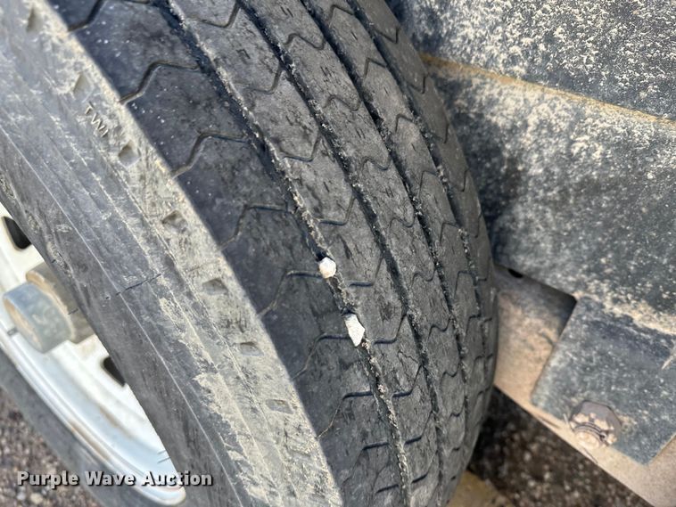 image for item JD9768 2015 PJ D9162  dump trailer