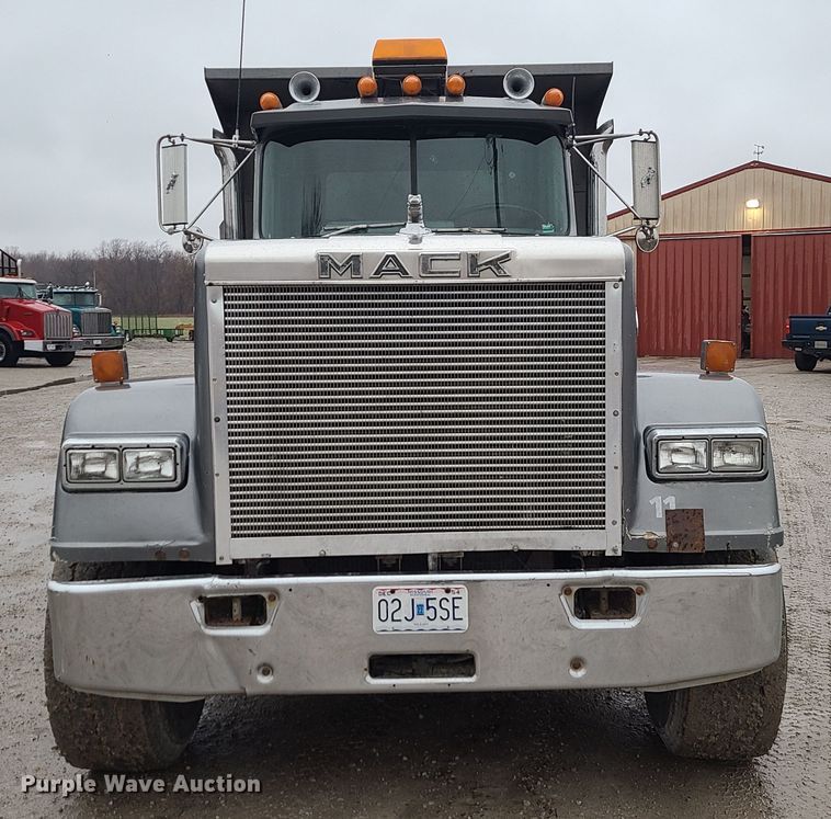 image for item JG9614 1987 Mack RW713  dump truck