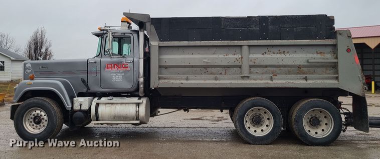 image for item JG9614 1987 Mack RW713  dump truck