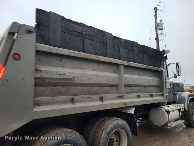 image for item JG9614 1987 Mack RW713  dump truck