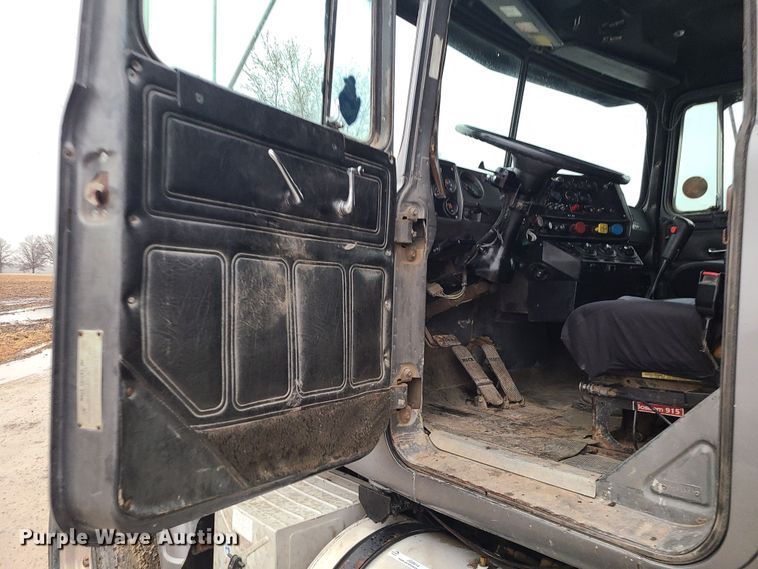 image for item JG9614 1987 Mack RW713  dump truck