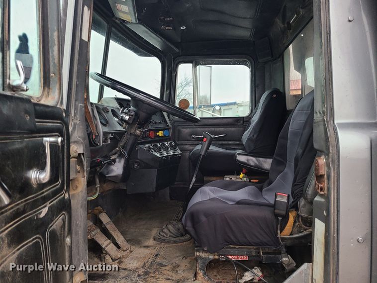 image for item JG9614 1987 Mack RW713  dump truck