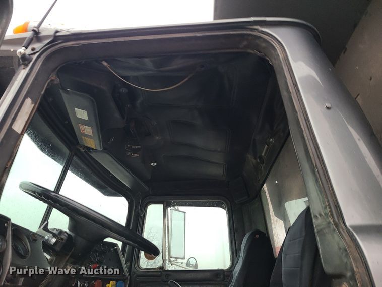 image for item JG9614 1987 Mack RW713  dump truck