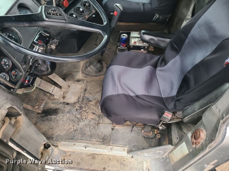 image for item JG9614 1987 Mack RW713  dump truck