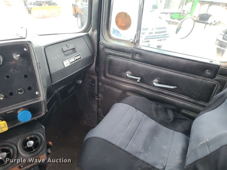 image for item JG9614 1987 Mack RW713  dump truck