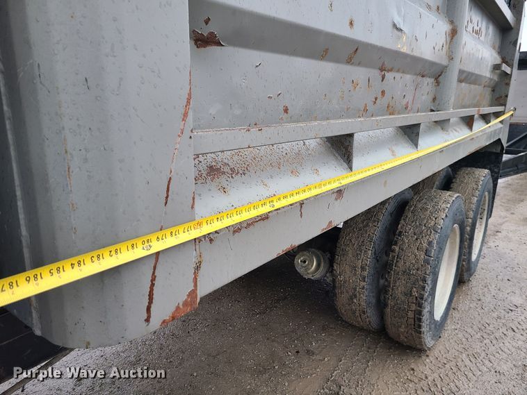 image for item JG9614 1987 Mack RW713  dump truck