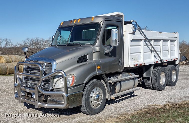 image for item JK9044 2012 Freightliner Cascadia  dump truck