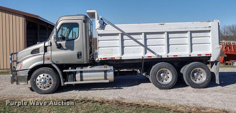 image for item JK9044 2012 Freightliner Cascadia  dump truck