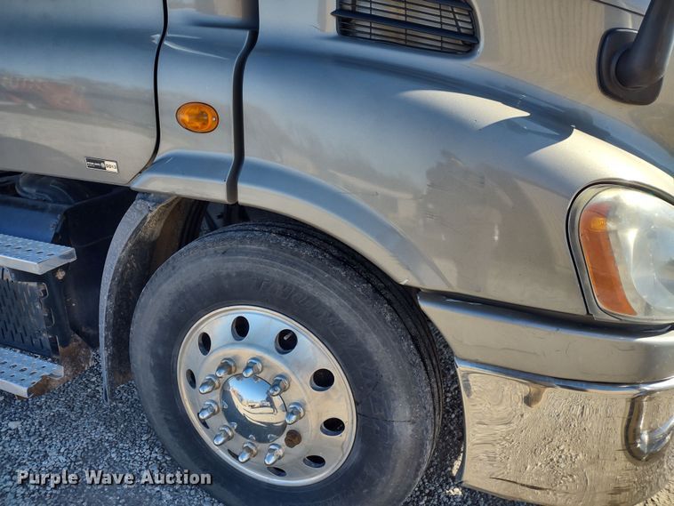 image for item JK9044 2012 Freightliner Cascadia  dump truck