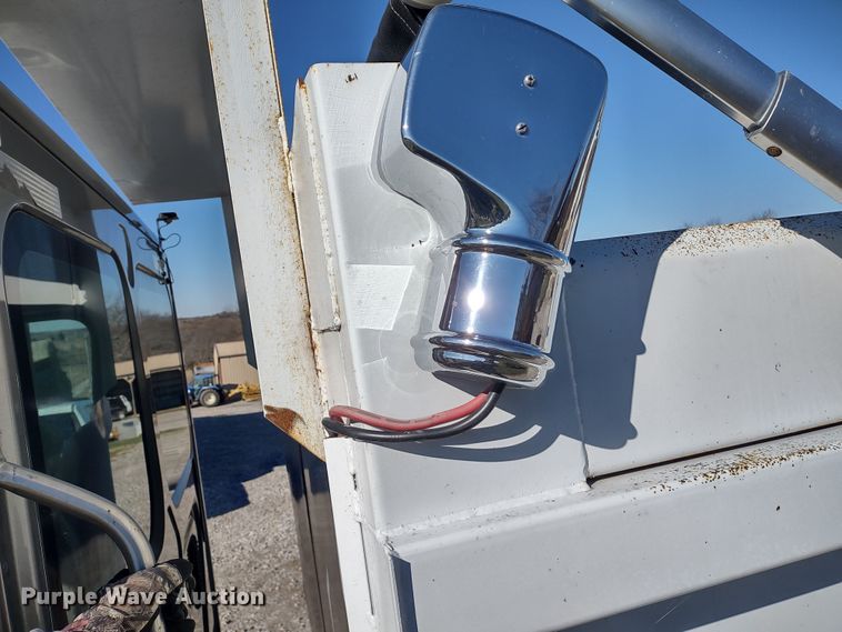 image for item JK9044 2012 Freightliner Cascadia  dump truck