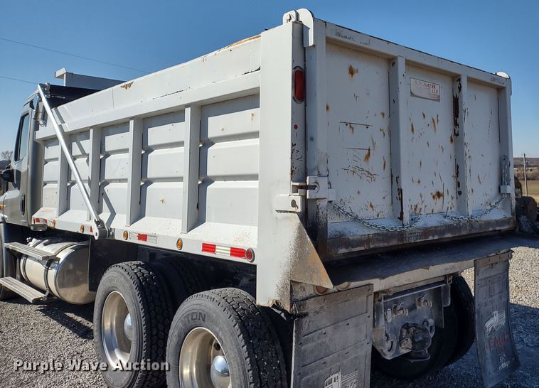 image for item JK9044 2012 Freightliner Cascadia  dump truck