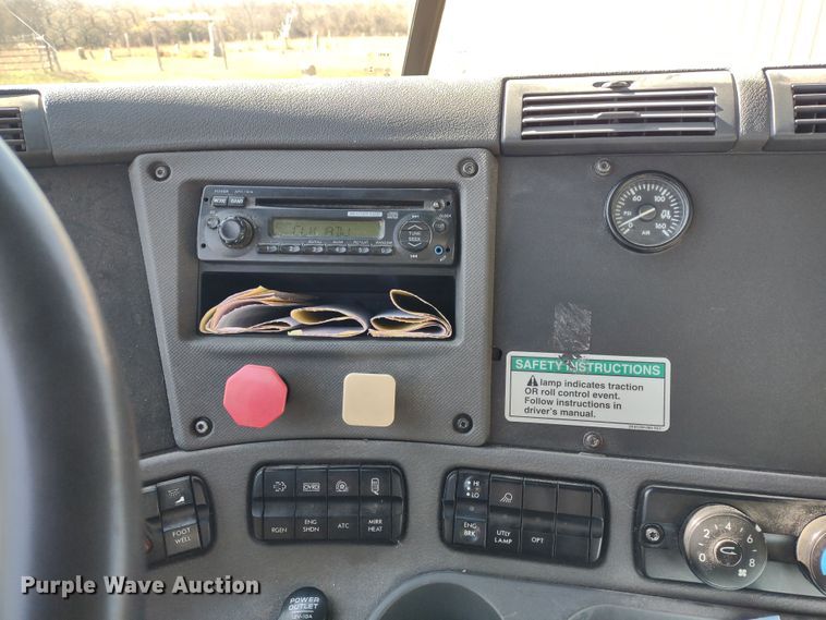 image for item JK9044 2012 Freightliner Cascadia  dump truck