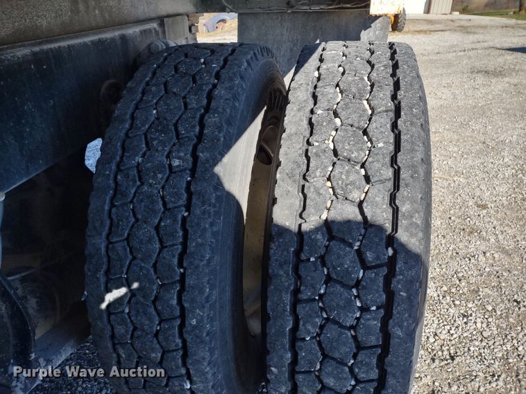 image for item JK9044 2012 Freightliner Cascadia  dump truck