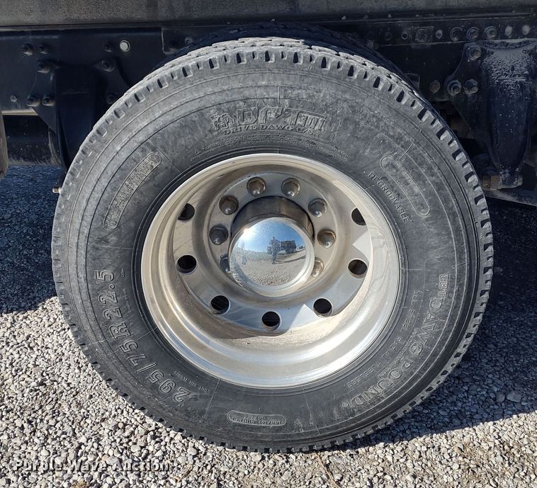 image for item JK9044 2012 Freightliner Cascadia  dump truck