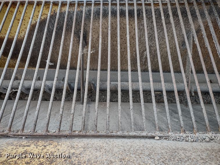 image for item JK9050 1998 Rosco SPRH-H  chip spreader