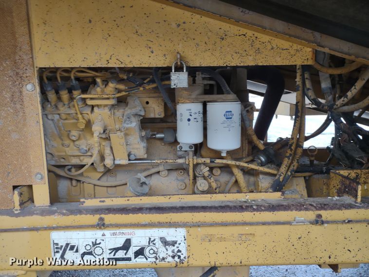 image for item JK9050 1998 Rosco SPRH-H  chip spreader