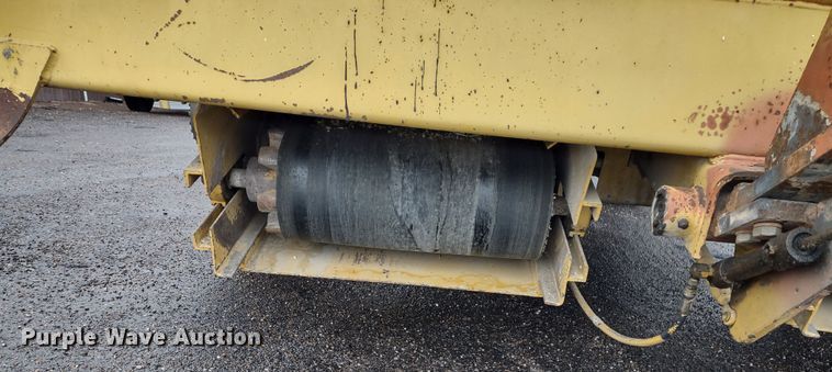 image for item JK9050 1998 Rosco SPRH-H  chip spreader