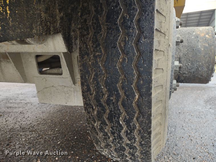 image for item JK9050 1998 Rosco SPRH-H  chip spreader