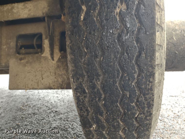 image for item JK9050 1998 Rosco SPRH-H  chip spreader