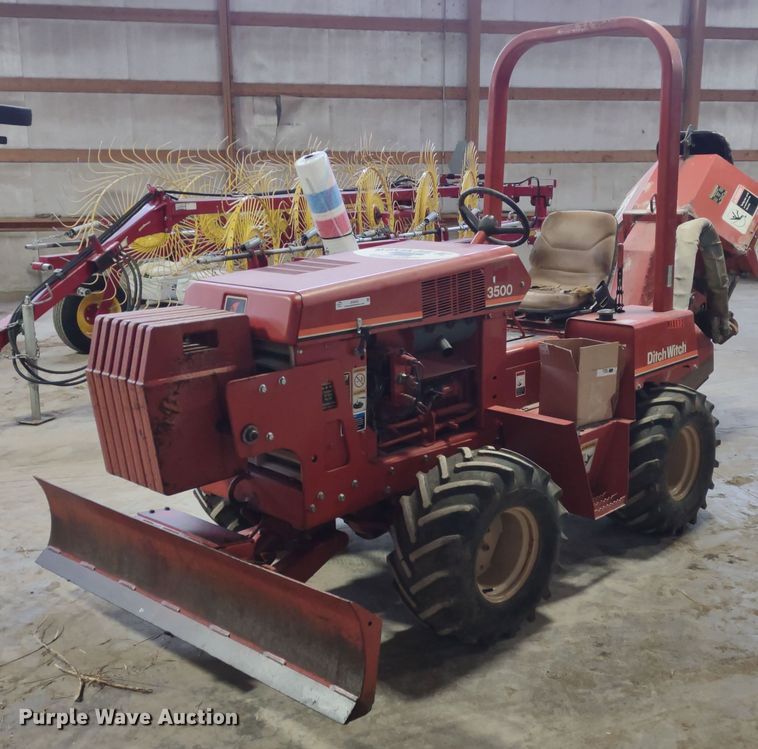 image for item JK9052 1994 Ditch Witch 3500  rock saw