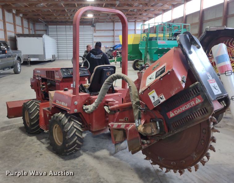 image for item JK9052 1994 Ditch Witch 3500  rock saw