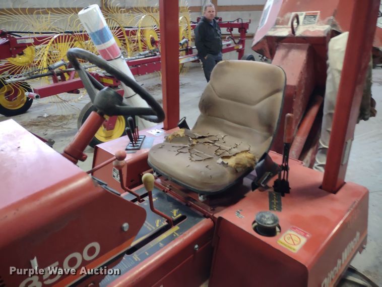 image for item JK9052 1994 Ditch Witch 3500  rock saw