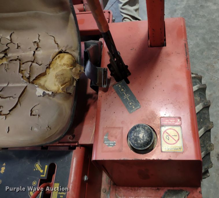 image for item JK9052 1994 Ditch Witch 3500  rock saw