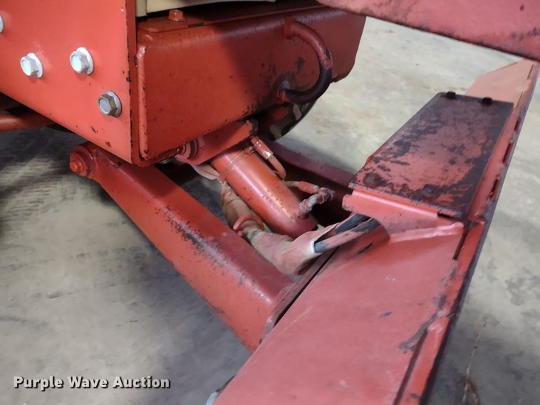 image for item JK9052 1994 Ditch Witch 3500  rock saw