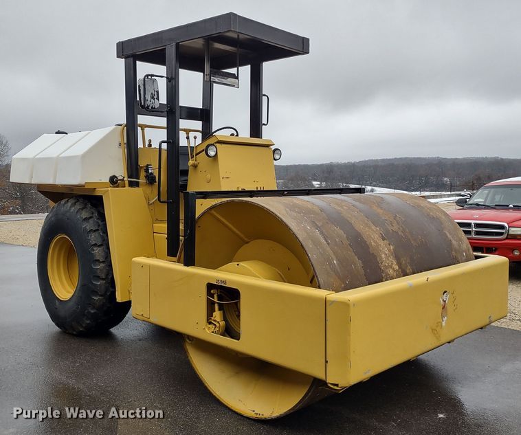 image for item JK9053 1979 Rexnord SP848  single drum vibratory roller