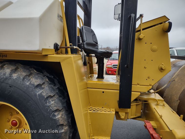 image for item JK9053 1979 Rexnord SP848  single drum vibratory roller