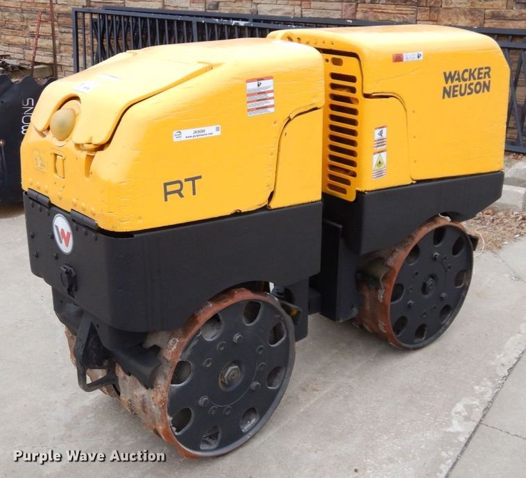 image for item JK9088 2012 Wacker Neuson RT  trench compactor