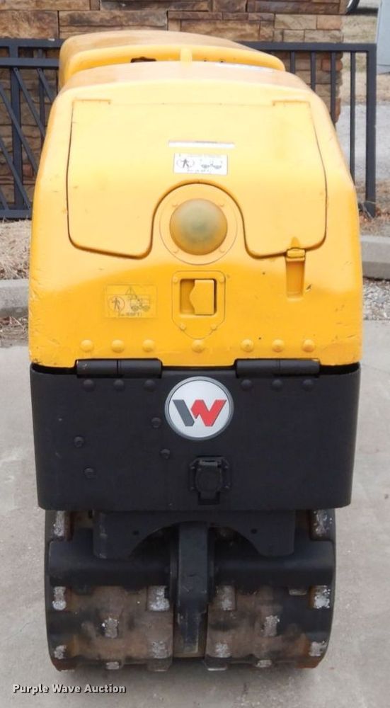 image for item JK9088 2012 Wacker Neuson RT  trench compactor