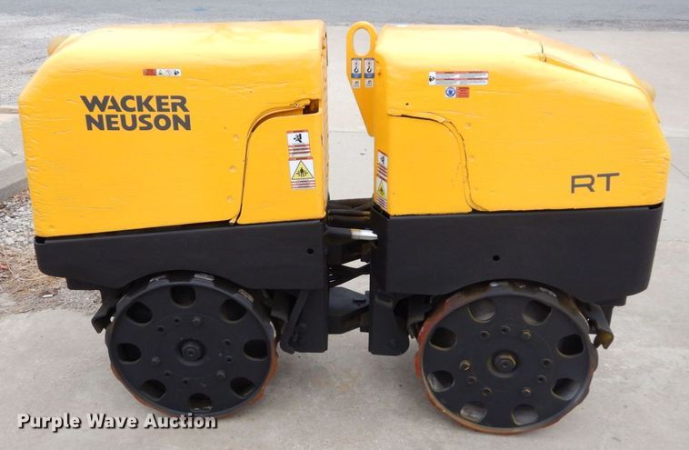 image for item JK9088 2012 Wacker Neuson RT  trench compactor