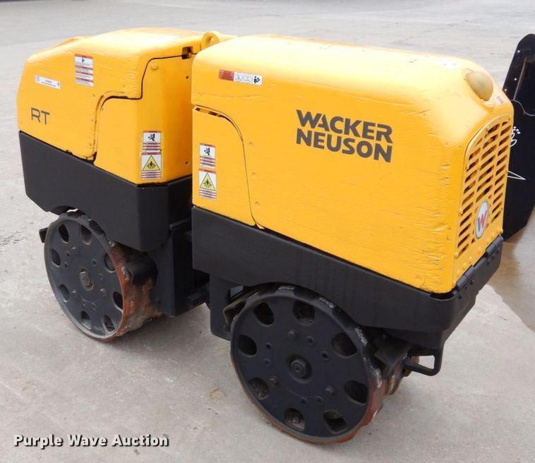 image for item JK9088 2012 Wacker Neuson RT  trench compactor