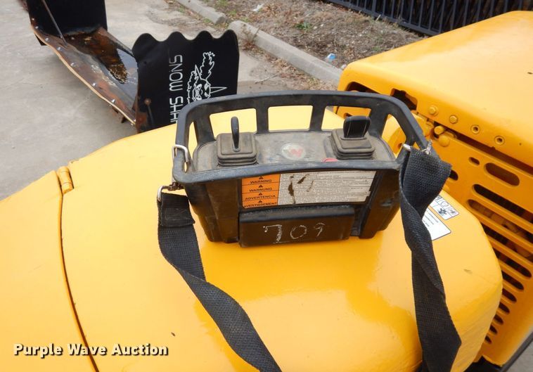 image for item JK9088 2012 Wacker Neuson RT  trench compactor