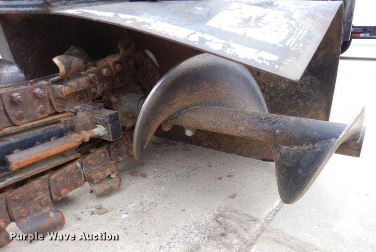 image for item JK9093 Bradco 617  skid steer trencher