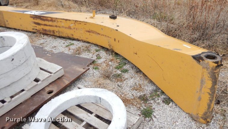 image for item JK9094 Caterpillar  excavator boom